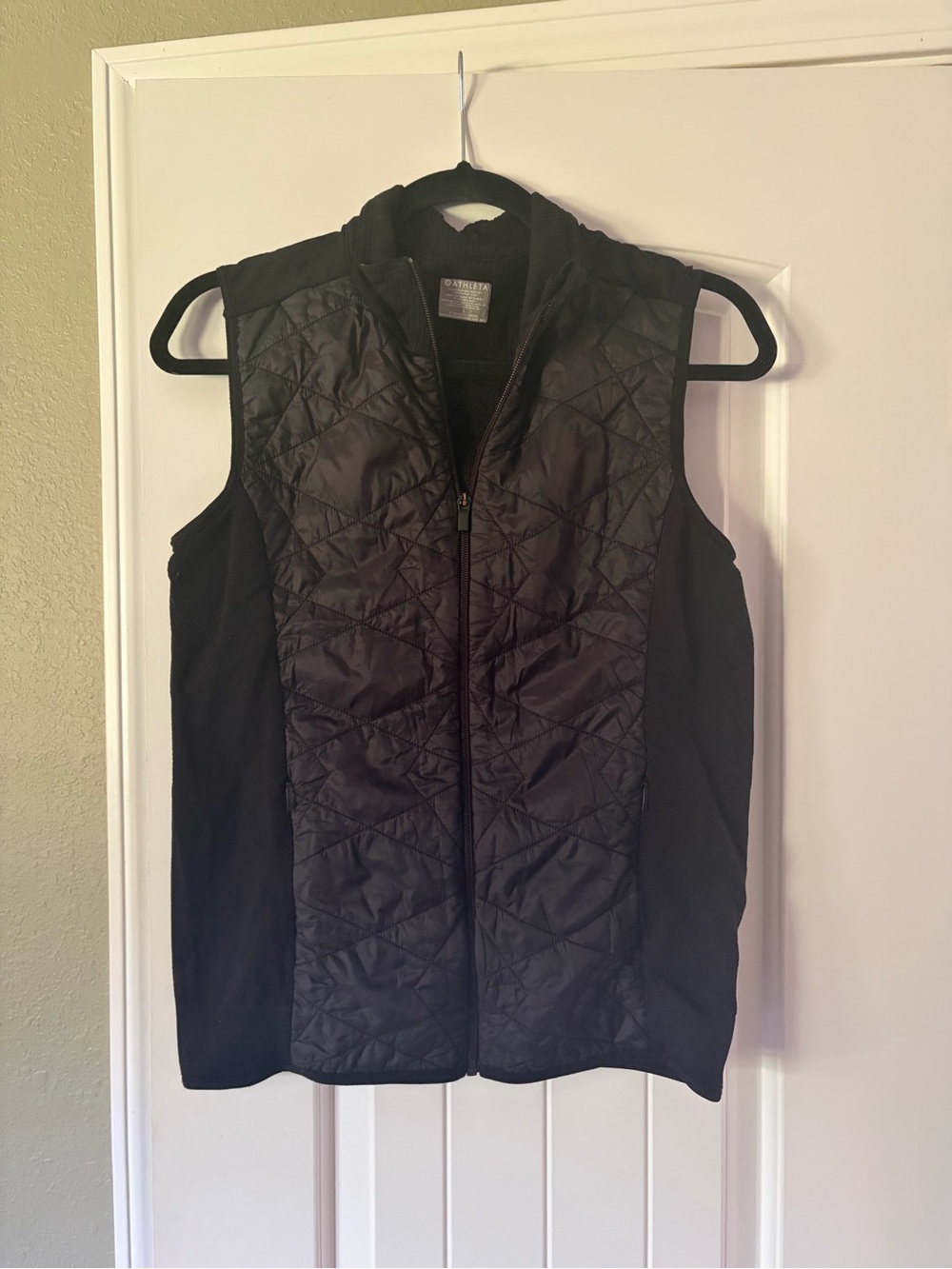 Athleta Black Quilted Zip Jacket | Size Large